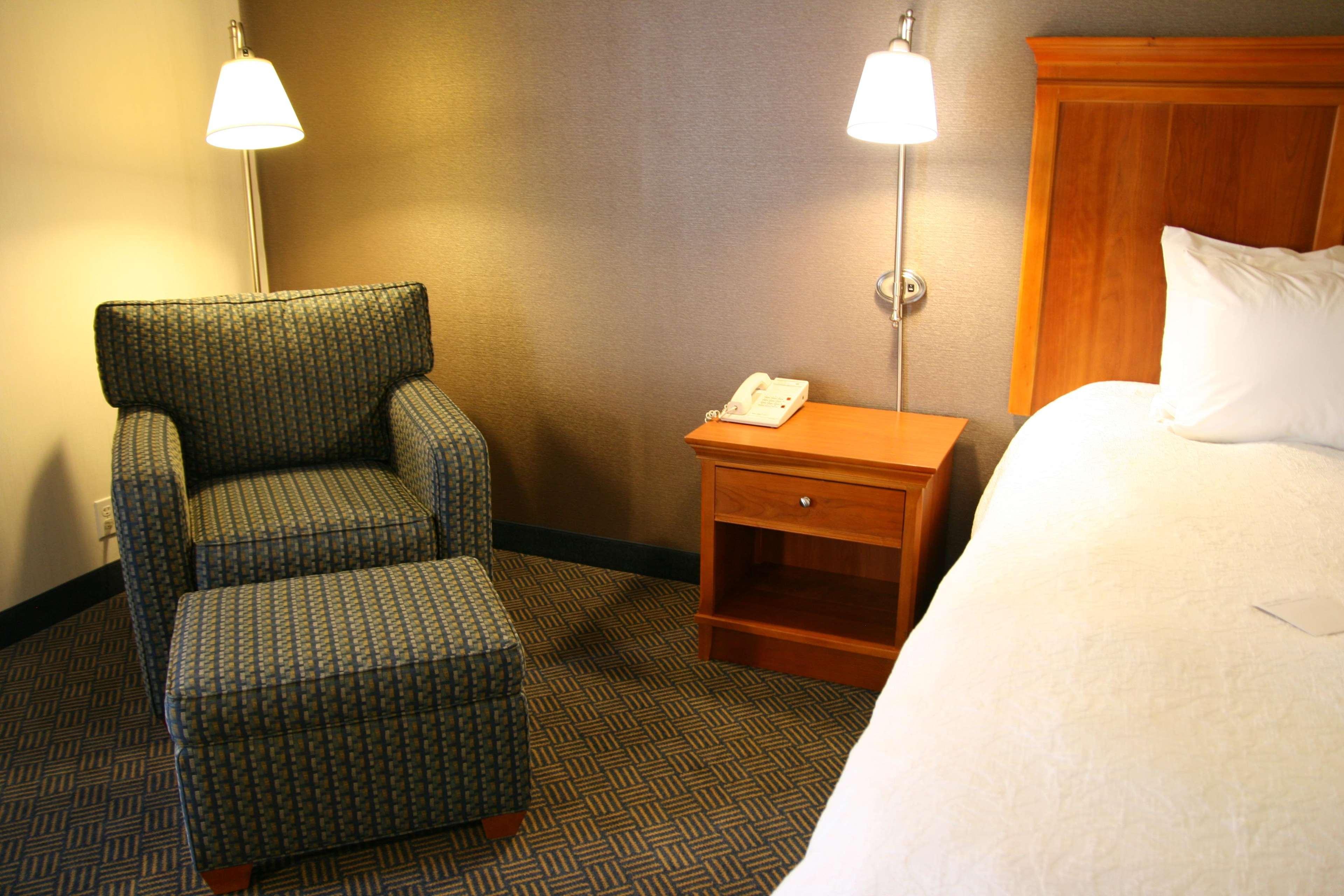 Hampton Inn San Marcos Habitación foto